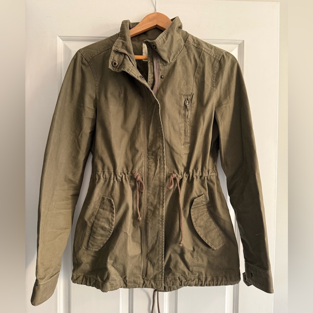 Per Se Women’s Army Green Tie waist Casual Coat Size S